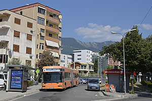Albansko: Tirana