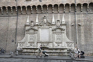 Bologna: Fontana Vecchia, 25.5.2024 Bologna