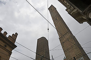 Bologna: Torre degli Asinelli, Torre della Garisenda, 25.5.2024 Bologna