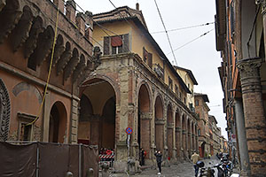 Bologna: Torre degli Asinelli, Strada Maggiore, 25.5.2024 Bologna