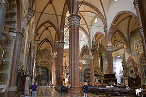 Verona: Duomo di Verona, Cattedrale di Santa Maria Assunta, 19.5.2024 Verona