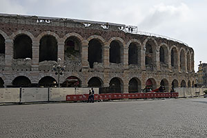 Verona: Piazza Bra, Arena di Verona, 20.5.2024 Verona