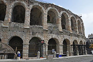 Verona: Piazza Bra, Arena di Verona, 20.5.2024 Verona