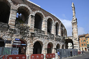 Verona: Piazza Bra, Arena di Verona, 20.5.2024 Verona
