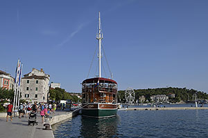 Makarska: Calypso, 22.7.2024 Makarska