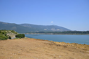 Albánsko: Kukës, vodná nádrž Drin (Drini i Zi), 16.7.2024 Albansko