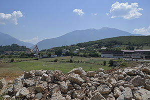 Albánsko: Kukës, rozostavaná diaľnica A1, 16.7.2024 Albansko