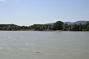 Vác