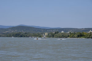 Vác