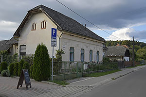 Uhrovec